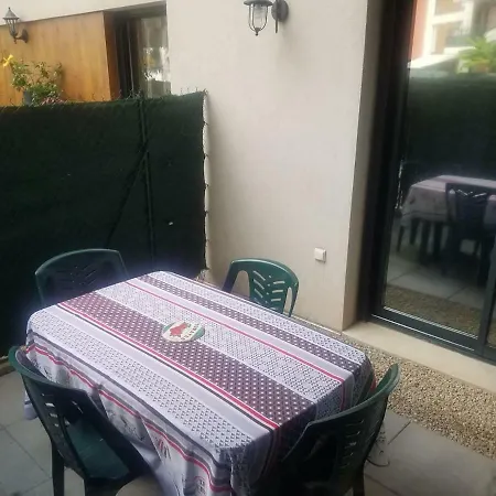 Ferienwohnung F1 De 36M2 Avec Terrasse Et Parking Privatif. La Roquette-sur-Siagne Exterior foto